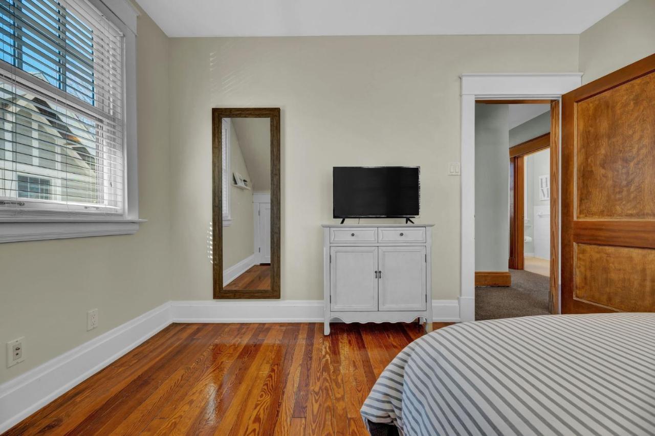 Oakley Square 3Br Charmer - Total Walkability Home Cincinnati Exterior photo