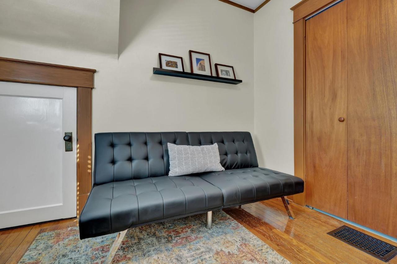 Oakley Square 3Br Charmer - Total Walkability Home Cincinnati Exterior photo
