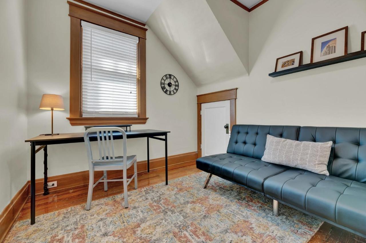 Oakley Square 3Br Charmer - Total Walkability Home Cincinnati Exterior photo